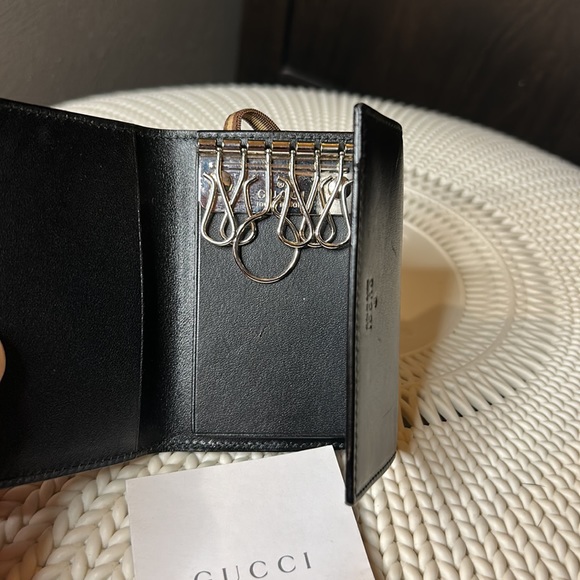 Gucci Leather Key Wallet - Picture 6 of 10